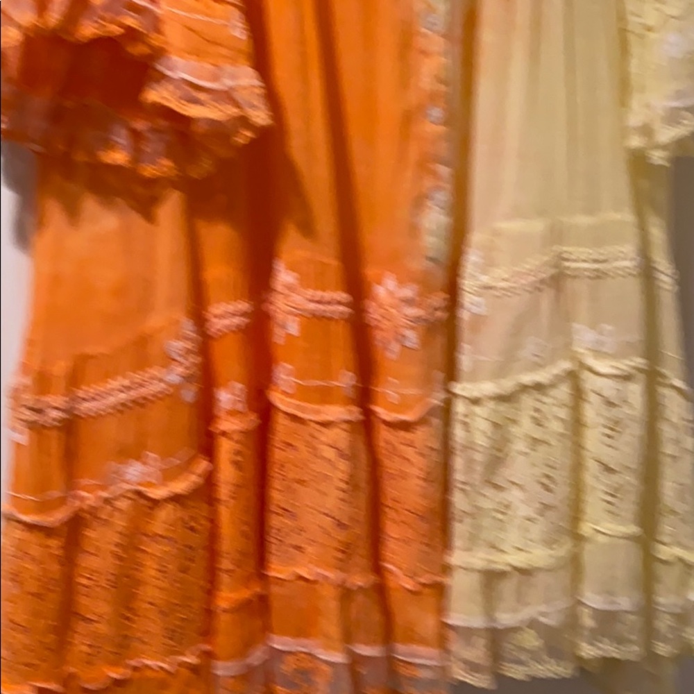 Dress - Picture 2 of 6